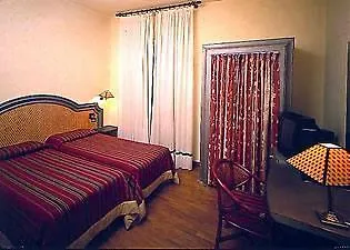 Hotel Unicorno